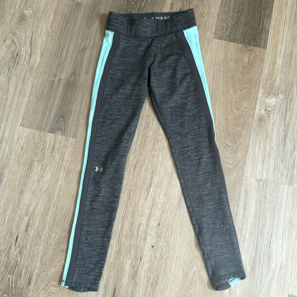 Women’s Size Small Under Armour Leggings